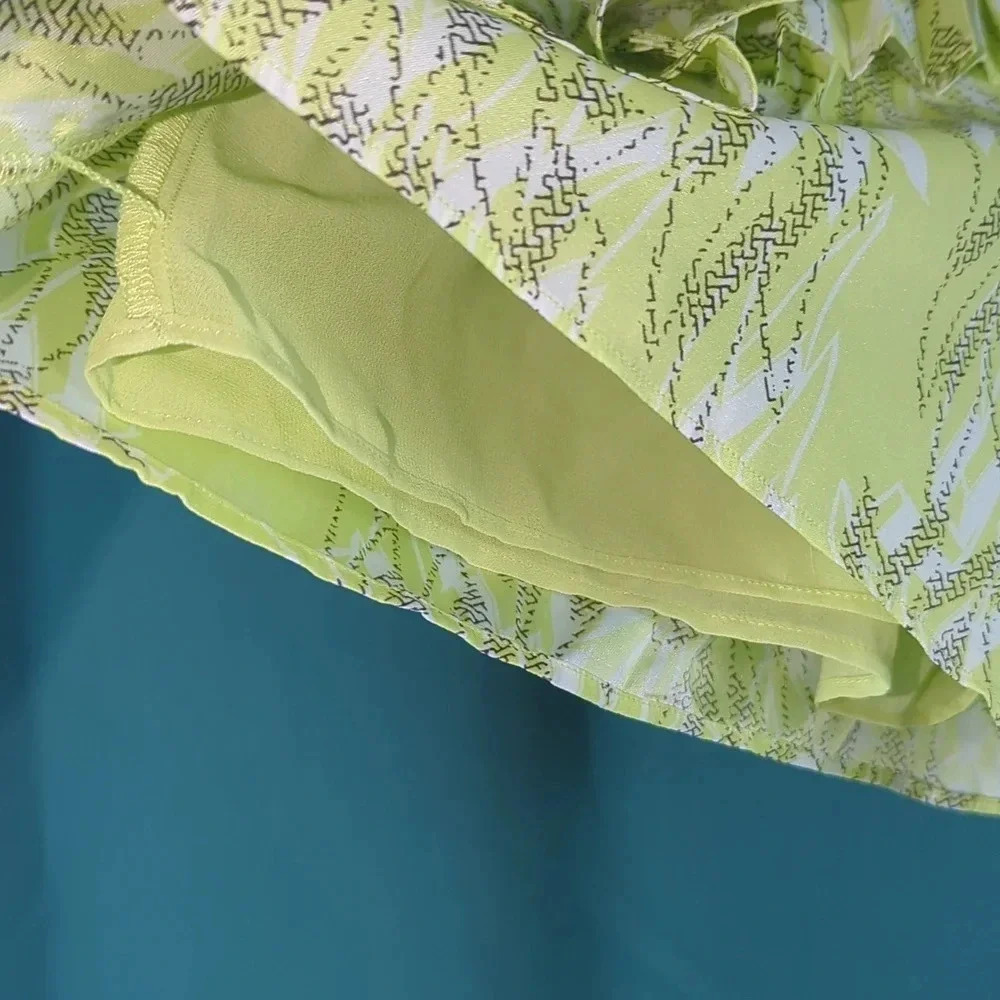 BCBGeneration Shorts - Picture 3 of 7